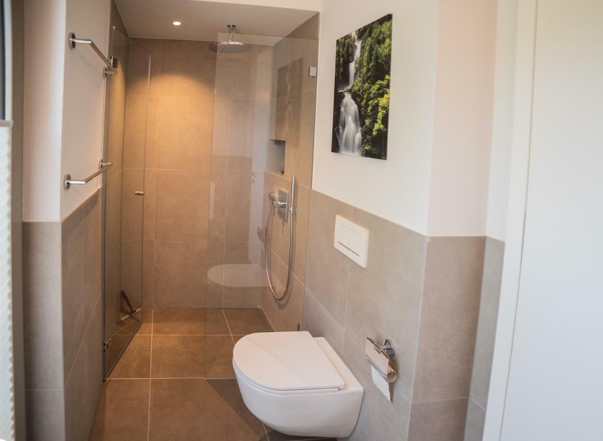 Seaside-Lodge, Top Apartment Spiez Luaran gambar