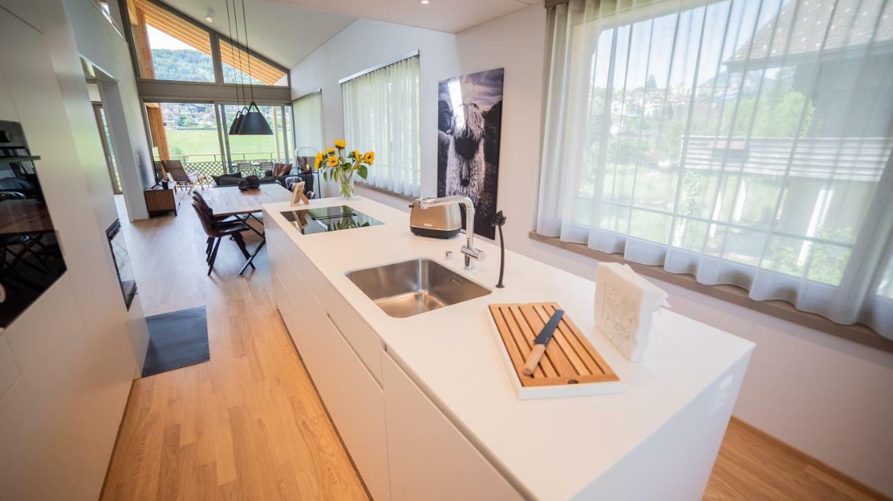 Seaside-Lodge, Top Apartment Spiez Luaran gambar